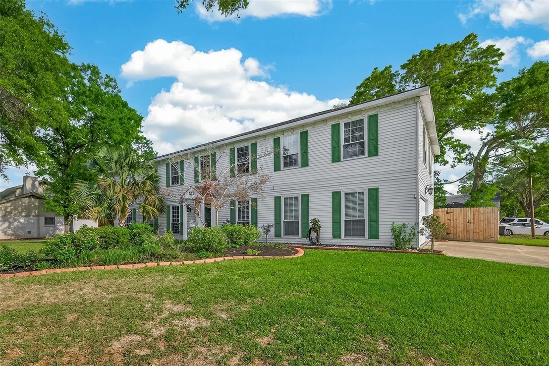 Photo of 302 Hickory Ridge Drive