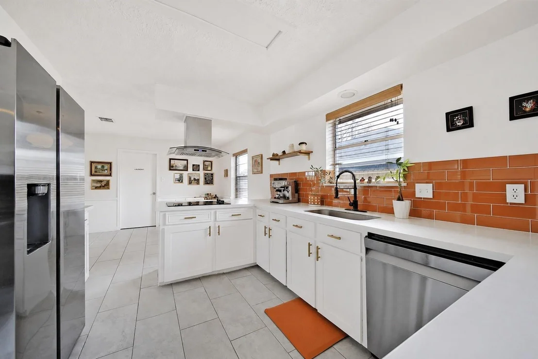 Photo of 323 Gentilly Drive