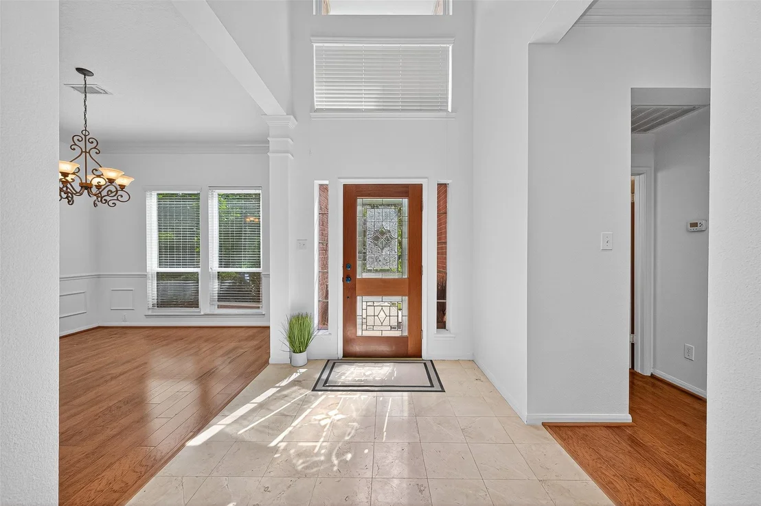 Photo of 151 W Coldbrook Circle