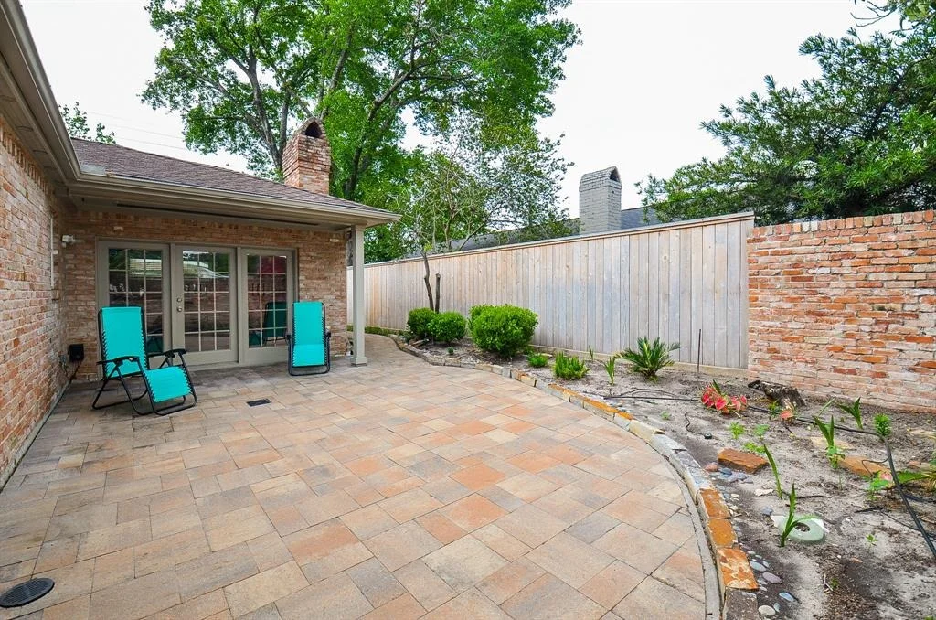 Photo of 2414 Briarbrook Drive