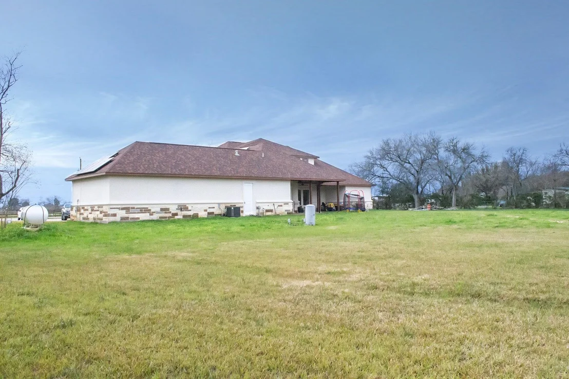 Photo of 2303 Krenek Road
