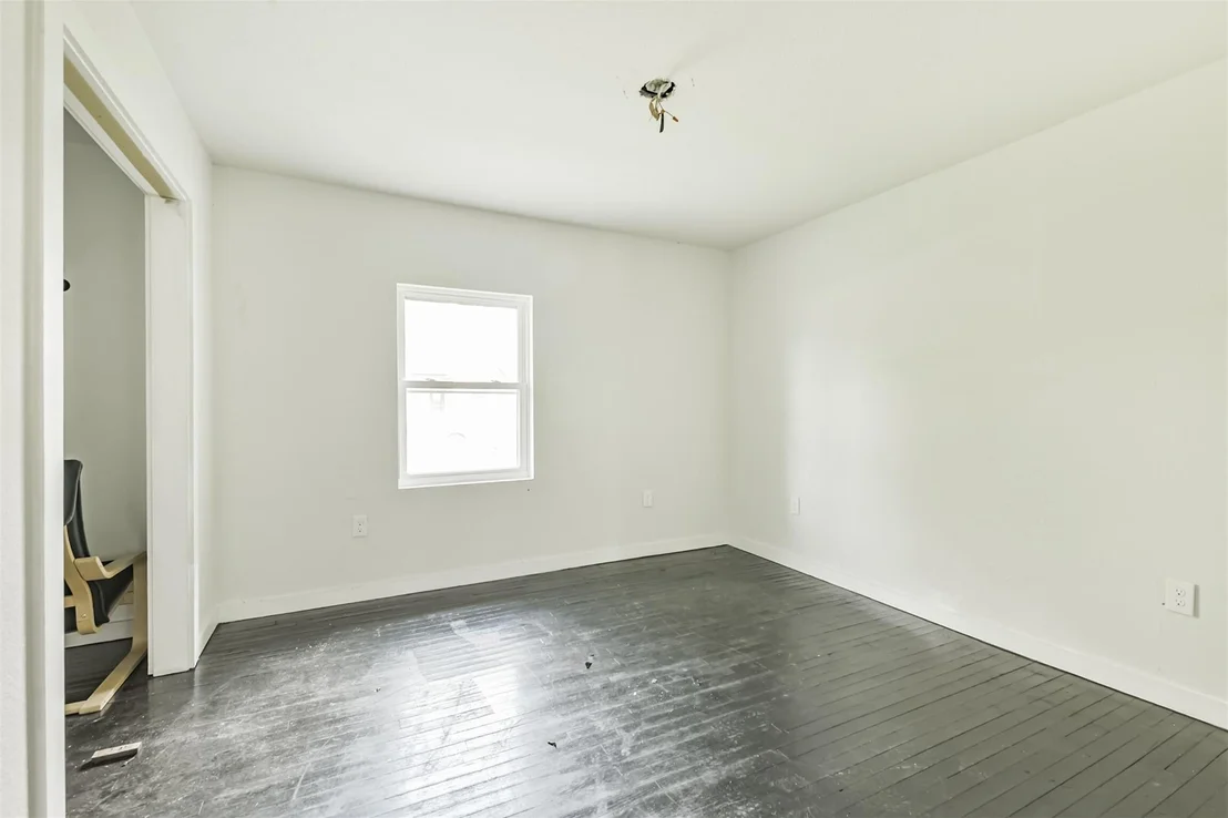 Photo of 209 Leago Street