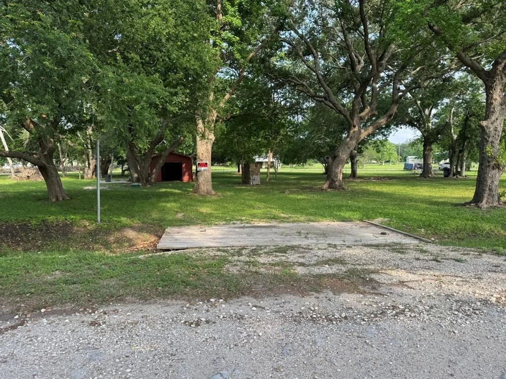 Photo of 751 Riverside Drive