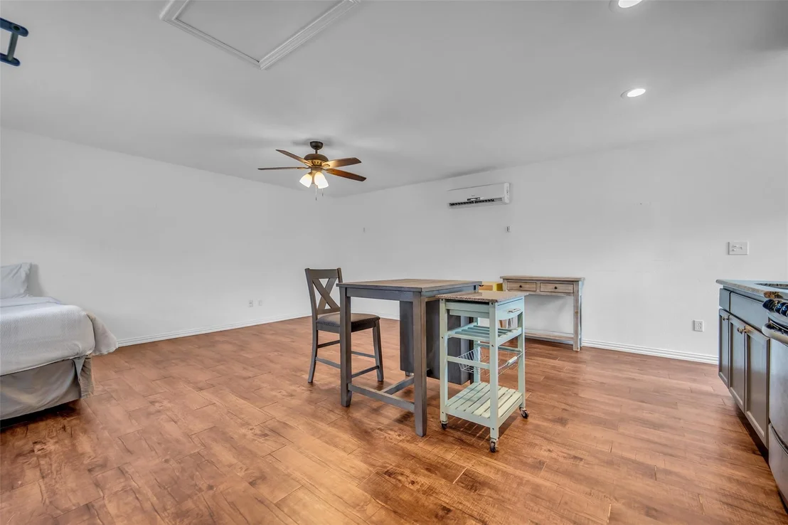 Photo of 21327 Park Bishop Drive