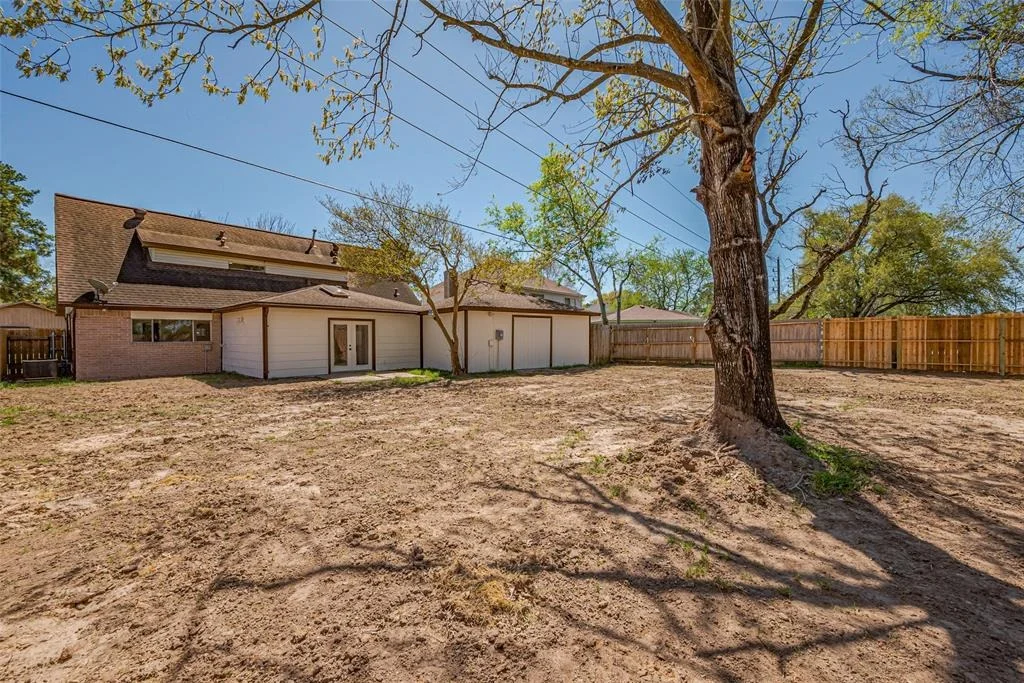 Photo of 7006 White Tail Drive