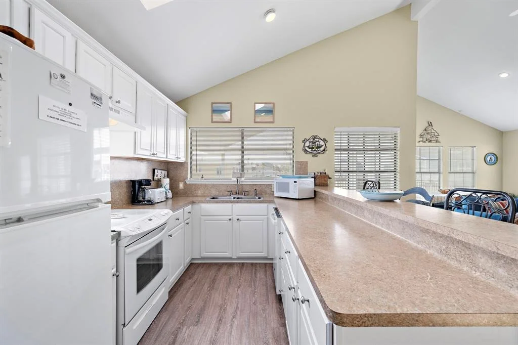Photo of 16906 Beachcomber