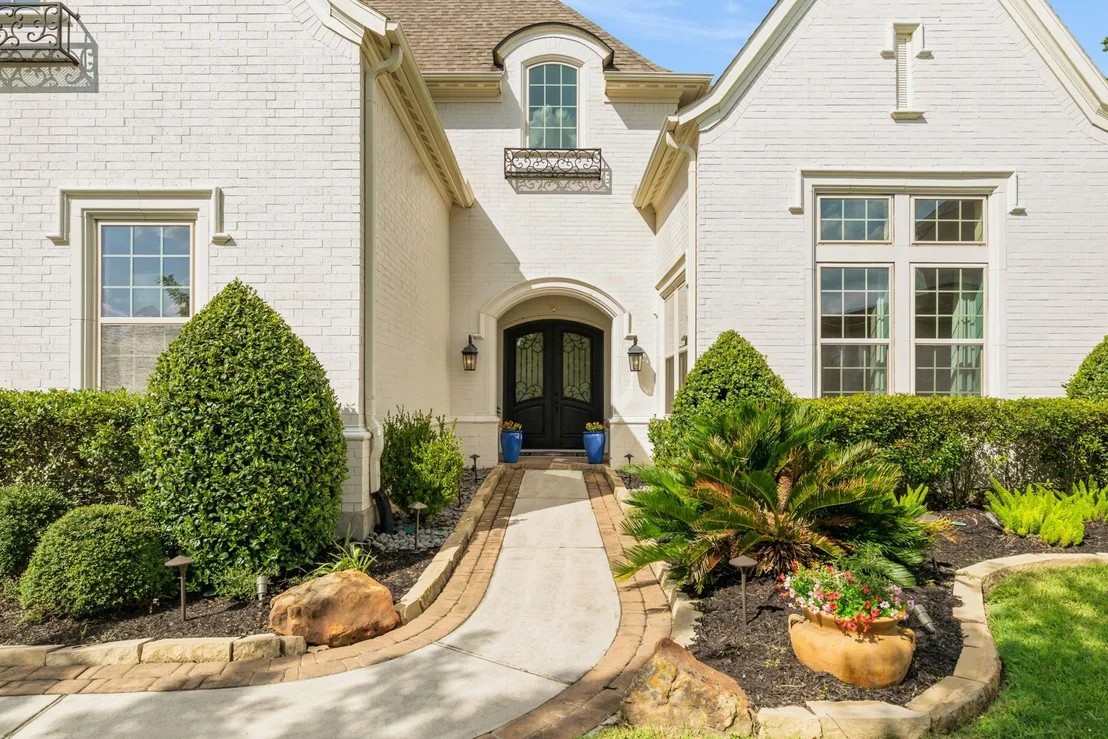 Photo of 2343 Bottlebrush Lane