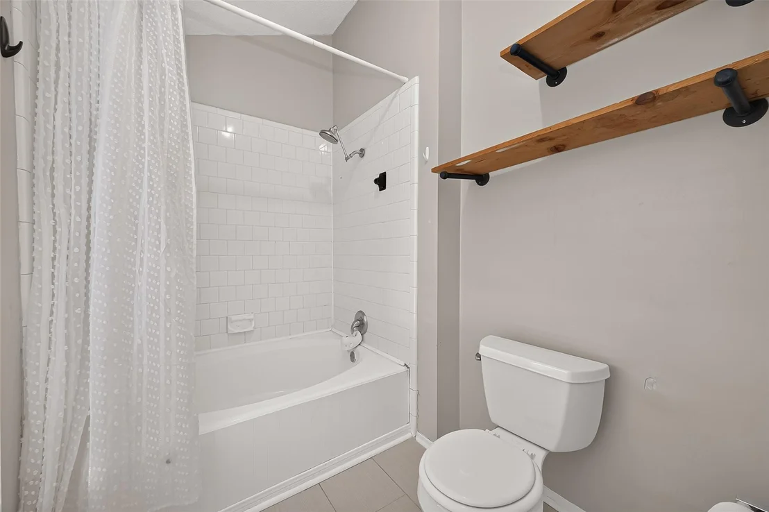 Photo of 25310 Mill Pond Lane