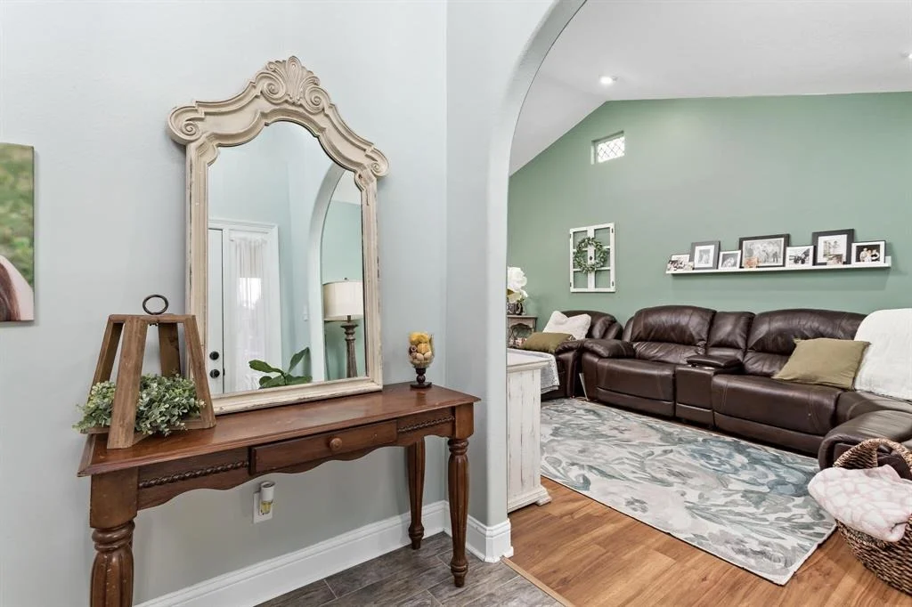 Photo of 12802 Bergeron Drive
