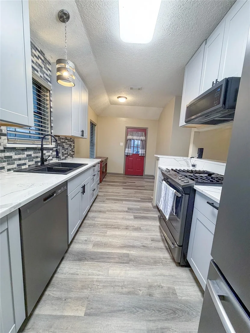 Photo of 1159 Carey Drive