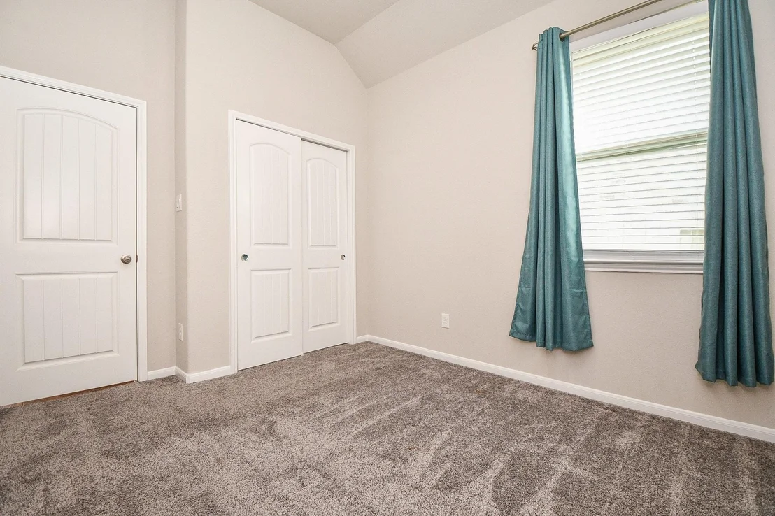 Photo of 5207 Splendid Circle