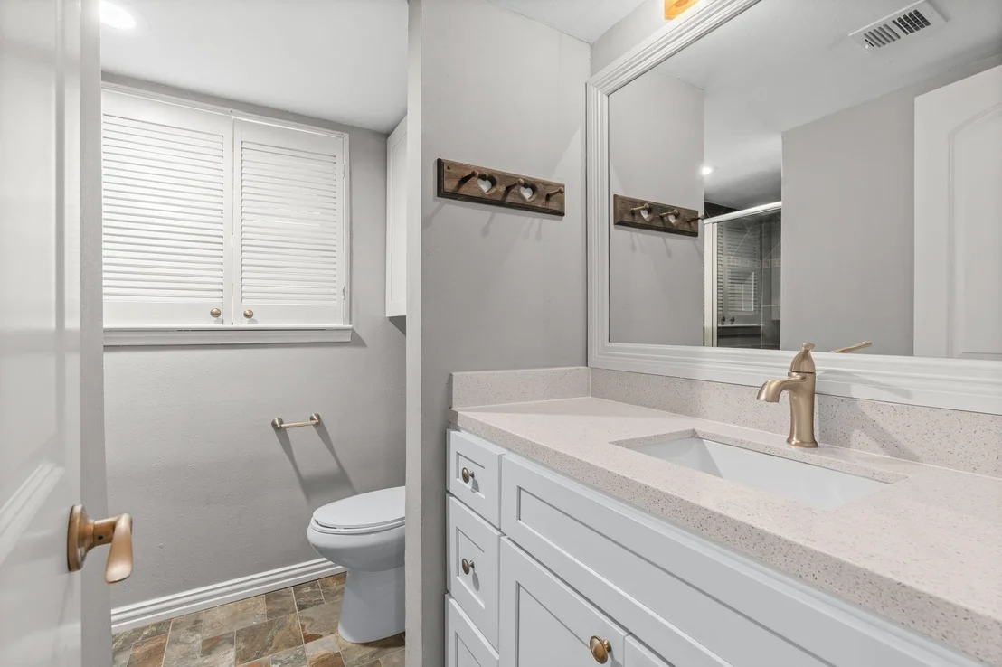 Photo of 6338 Maple Hill Drive