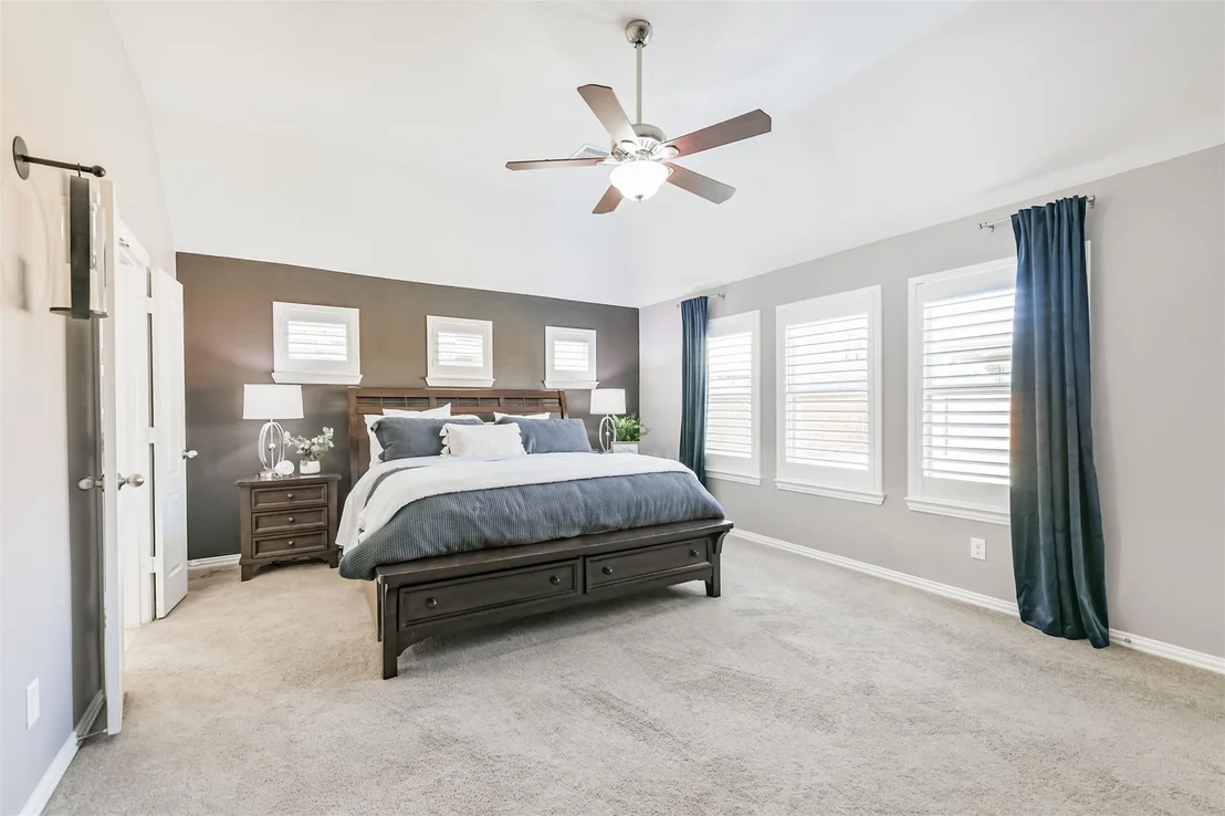 Photo of 9622 Invergarry Way