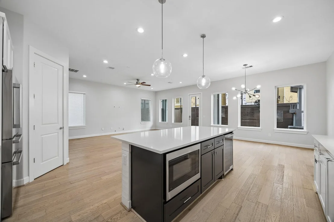 Photo of 8705 Ojeman Oaks Lane