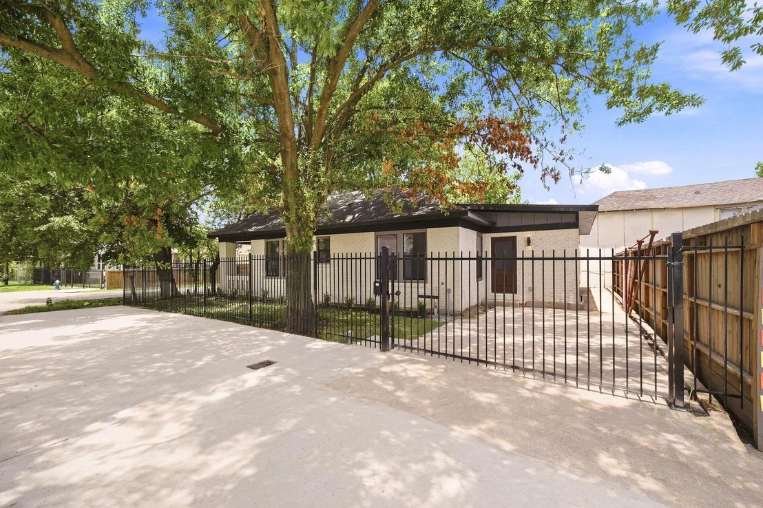 Photo of 2602 Atlantic Street