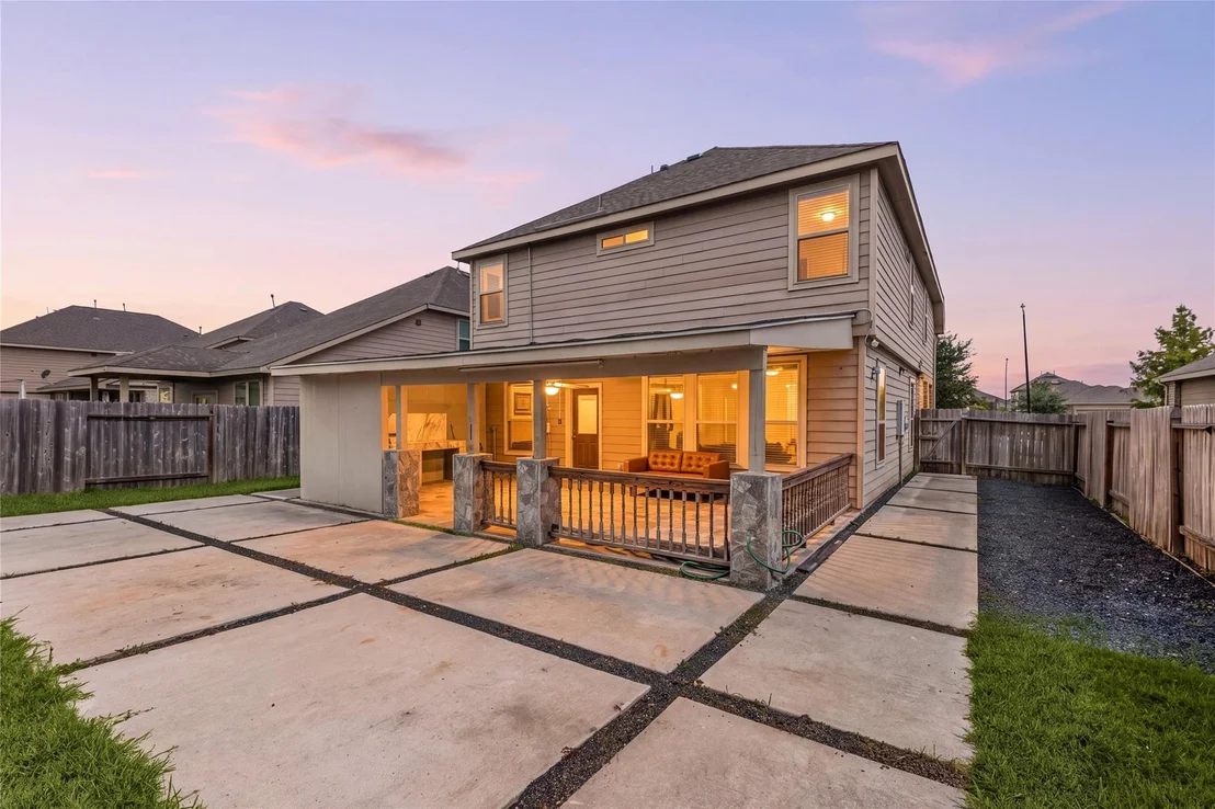 Photo of 17135 Devon Dogwood Trail