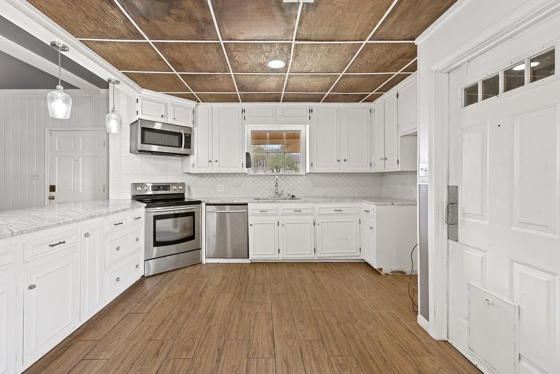 Photo of 608 E Barton Street