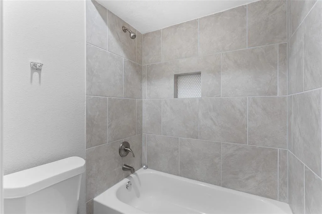 Photo of 4319 Aspenglen Drive