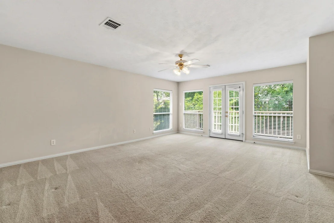 Photo of 139 E Mirror Ridge Circle