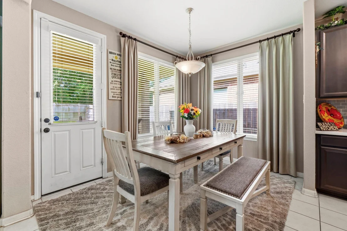 Photo of 30985 Laurel Creek Lane