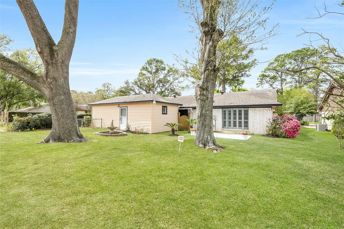 Photo of 7522 Deep Forest Drive