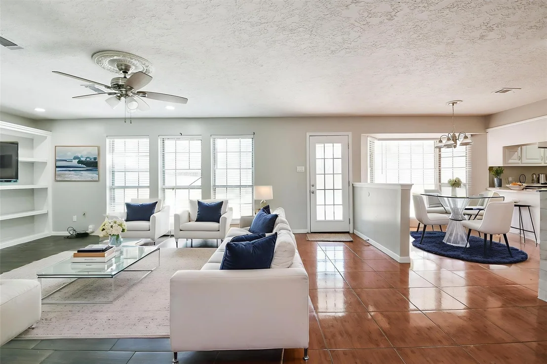 Photo of 1007 Maranon Lane
