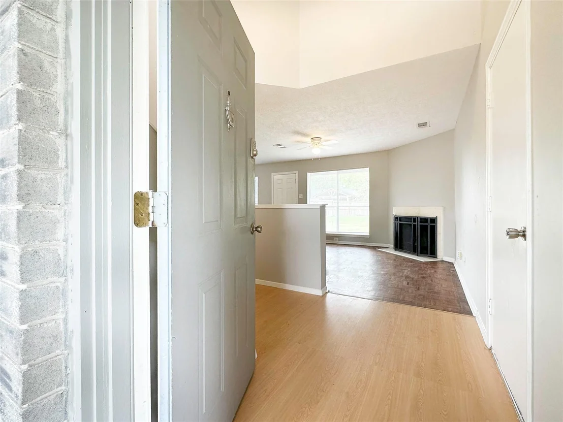 Photo of 7843 Yellow Pine Drive