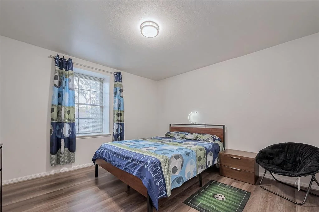 Photo of 5310 Foresthaven Drive