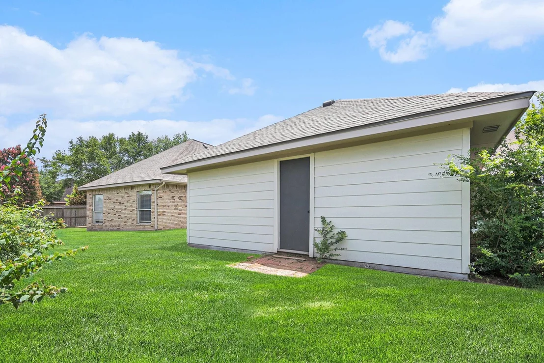 Photo of 7643 Rainbow Bend Drive