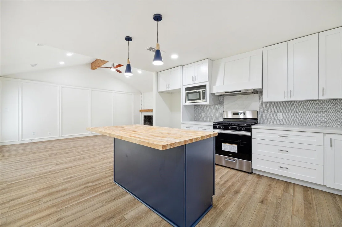 Photo of 9319 Carousel Lane
