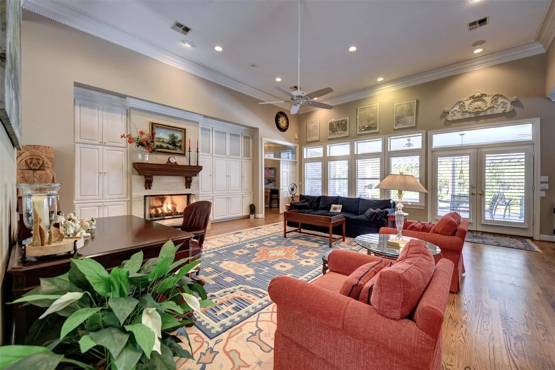 Photo of 851 Elm Drive