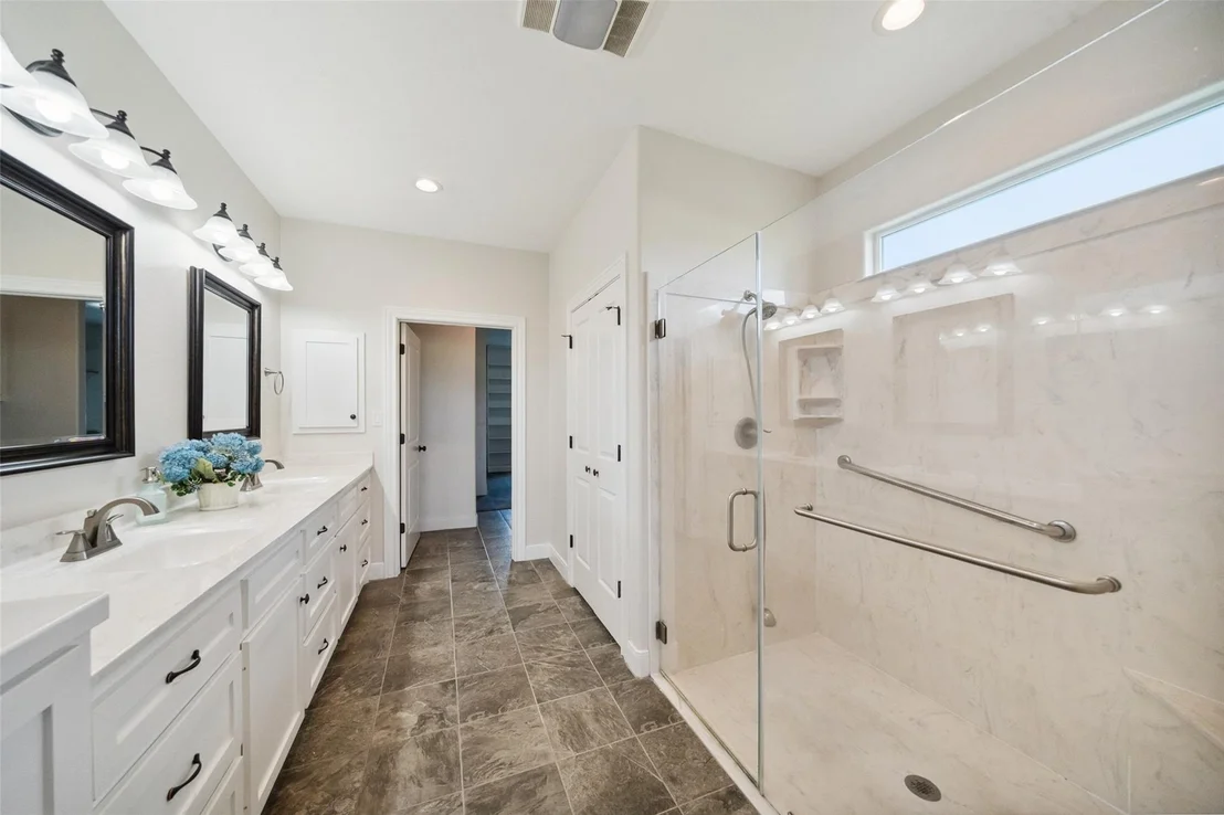 Photo of 32027 Meadow View Lane