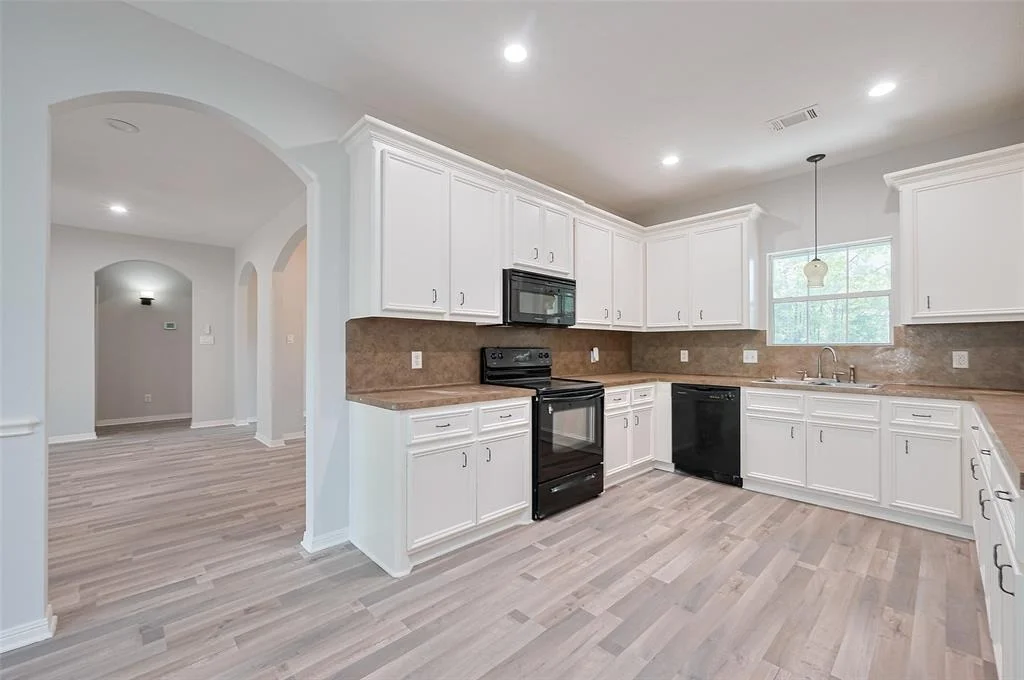Photo of 9637 Roda Drive