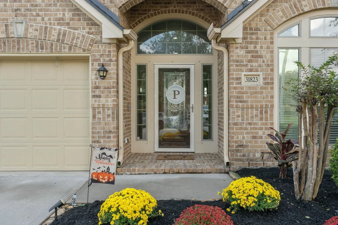 Photo of 31823 Forest Oak Lane