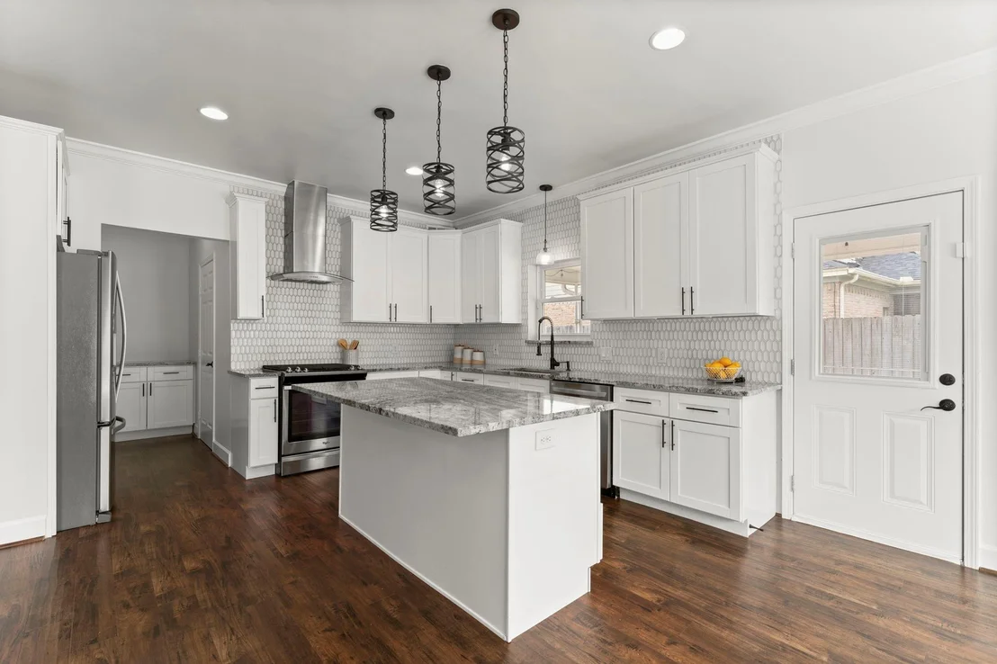 Photo of 1106 Crossroads Drive