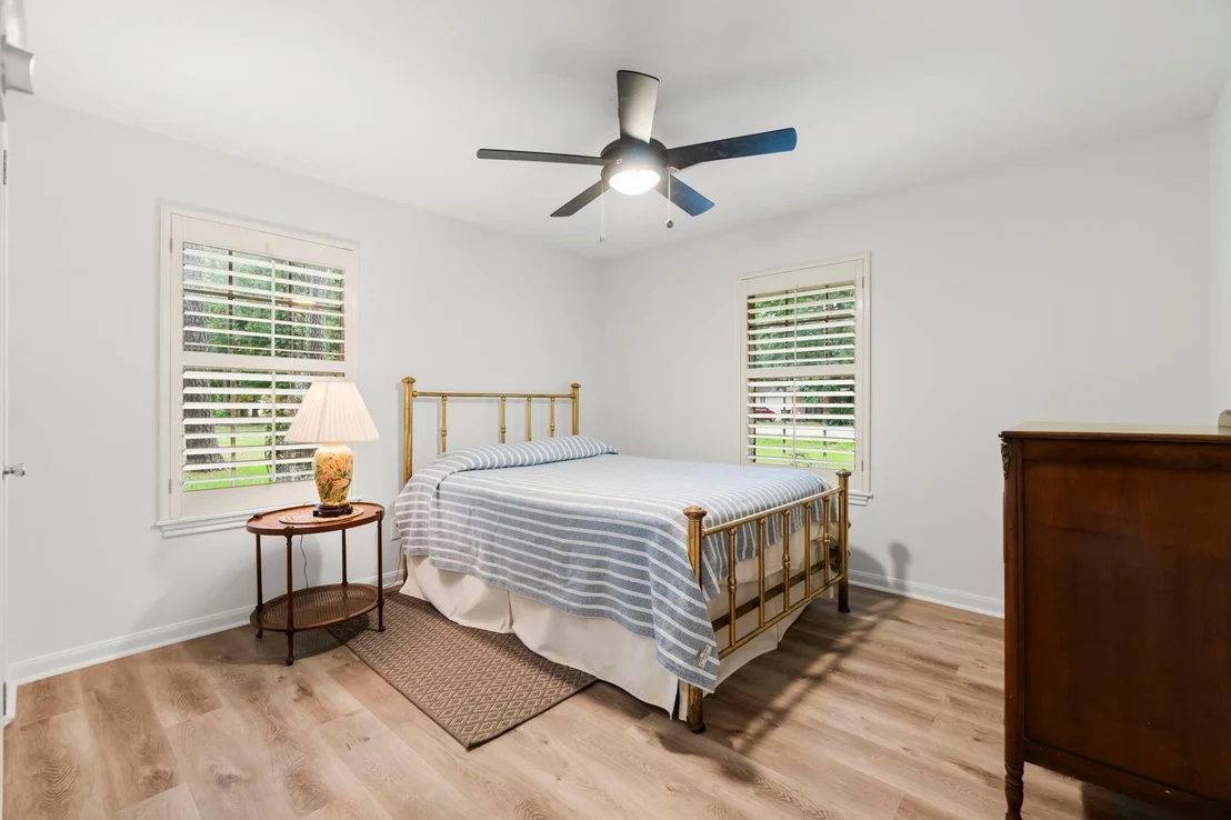 Photo of 26926 Maplewood Drive