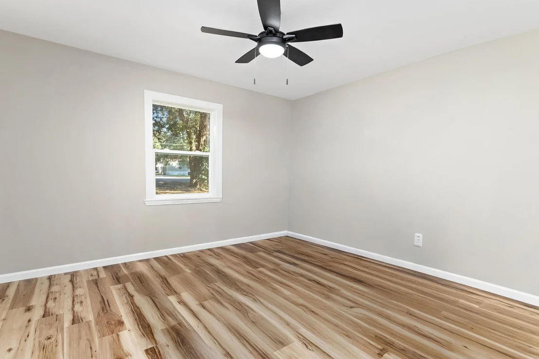 Photo of 1526 Campbell Road
