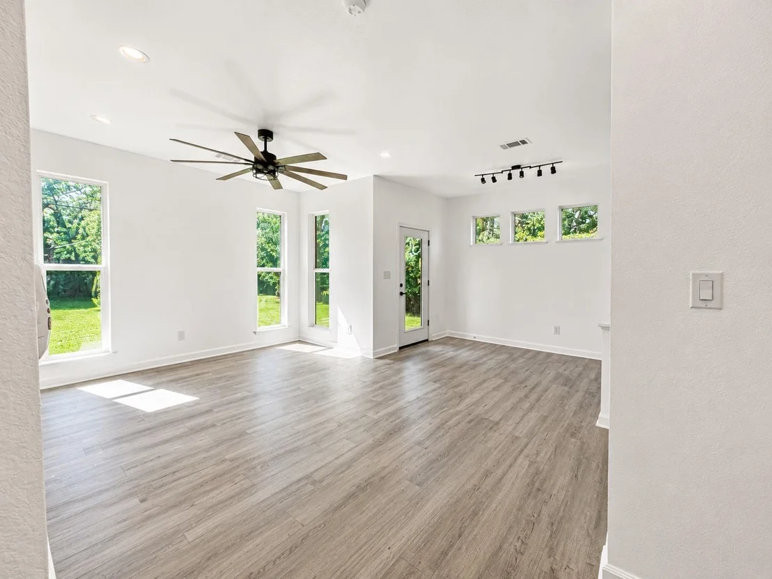 Photo of 1010 Linden Street