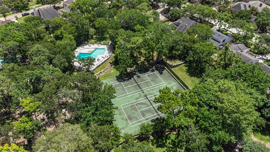 Photo of 1121 Lashbrook Drive