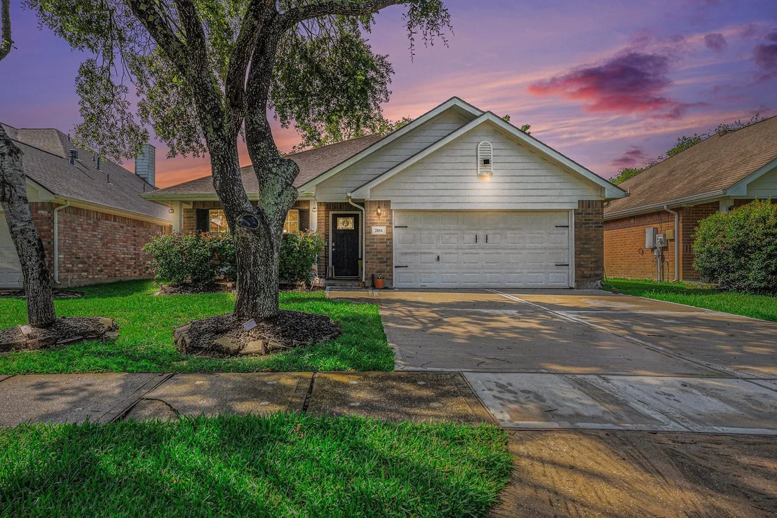Photo of 2884 Shallow Brook Lane
