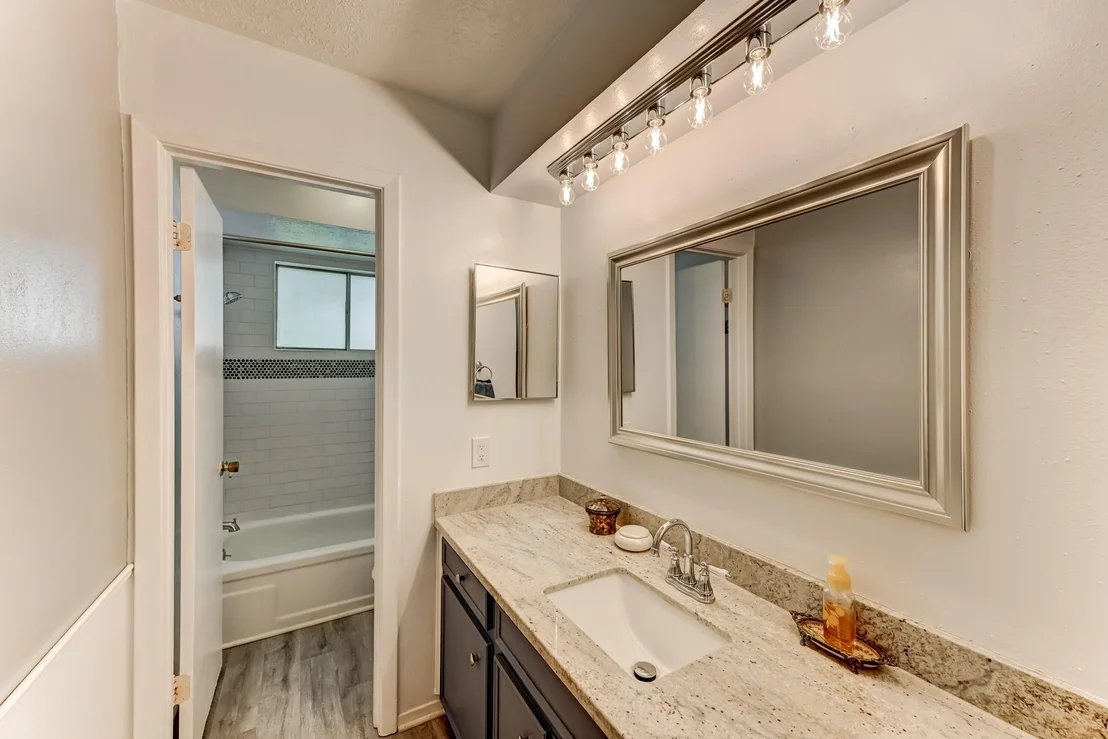 Photo of 12211 Plumpoint Drive