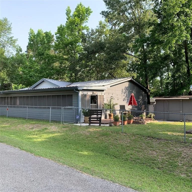 Photo of 120 Peach Tree