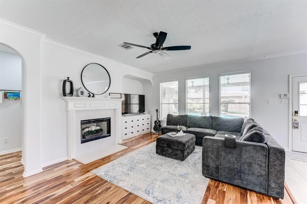 Photo of 10811 Silverado Trace Drive