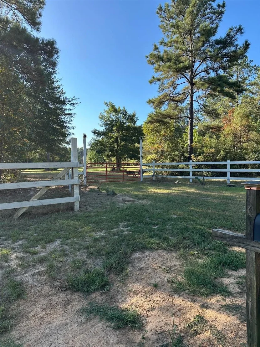 Photo of 8958 N Walker Road