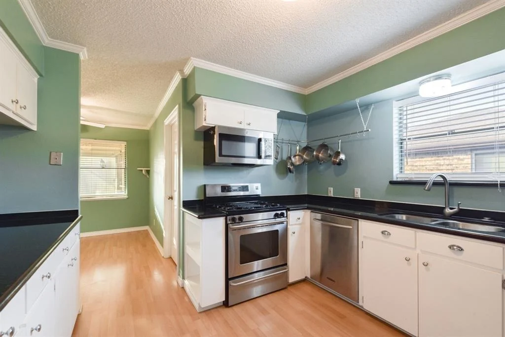Photo of 405 Valley Brook Drive