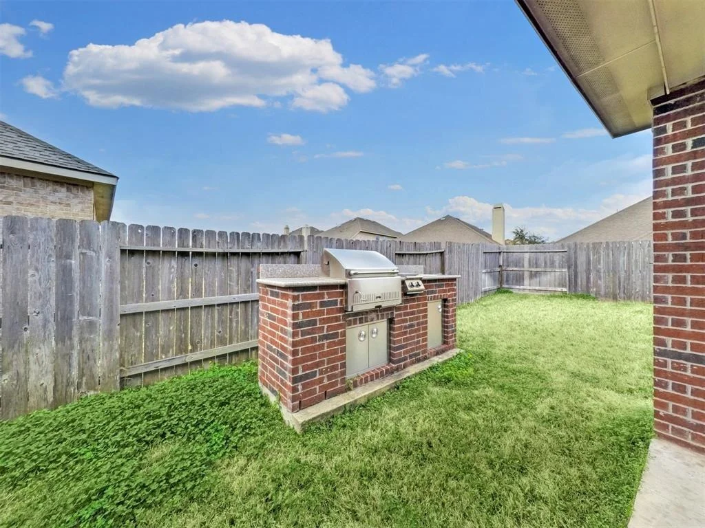 Photo of 18818 Cove Mill Lane