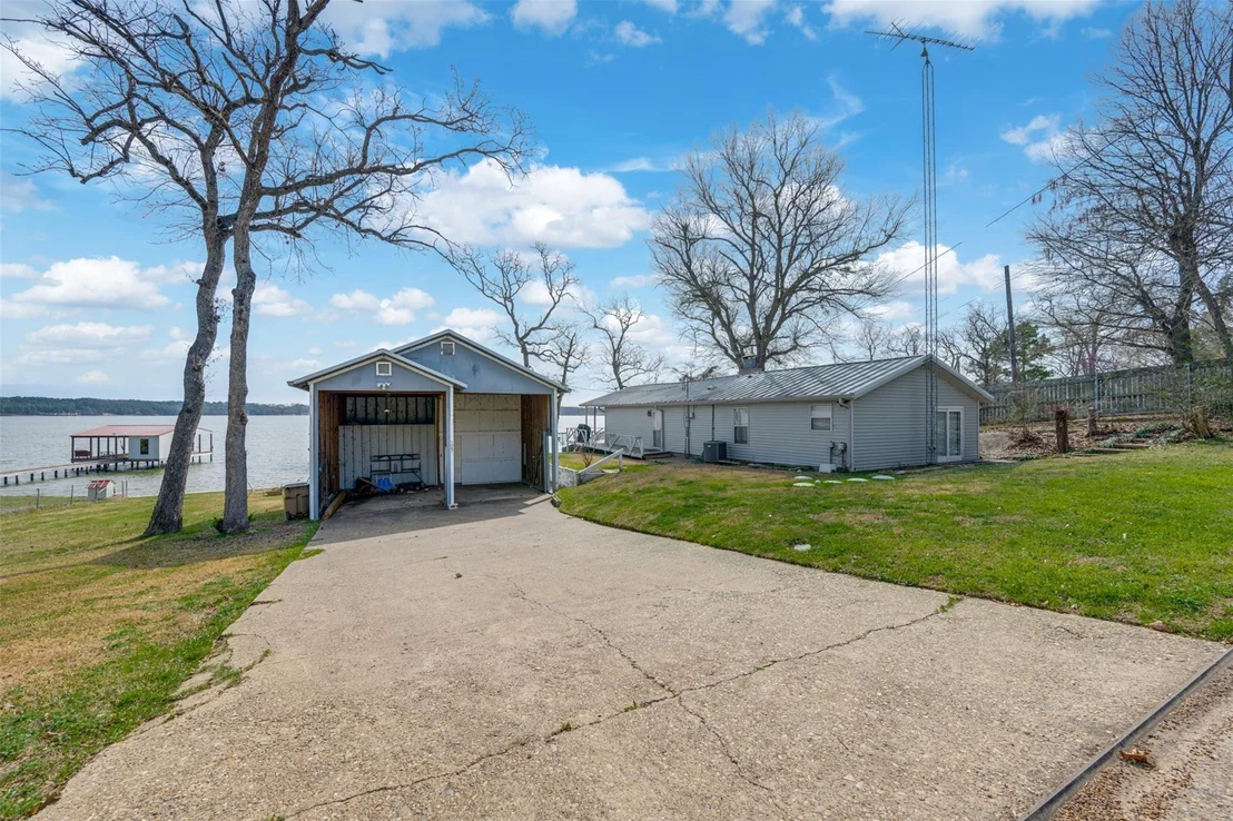 Photo of 1067 Beachside Drive