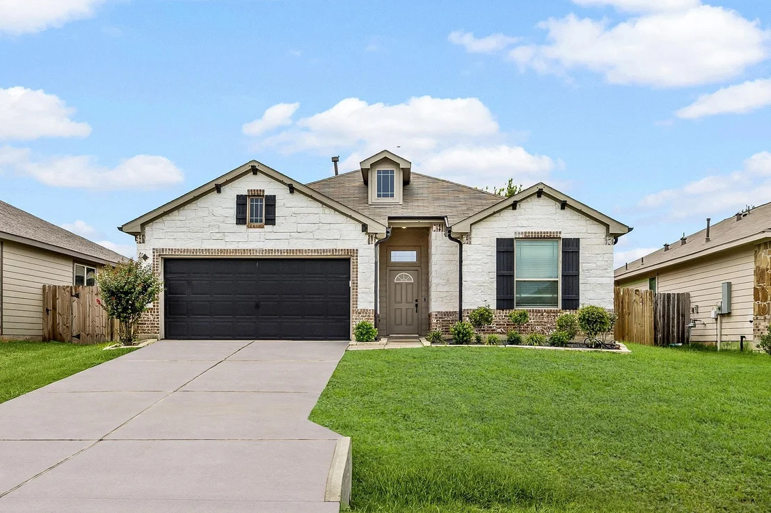 Photo of 11323 Cora Lane