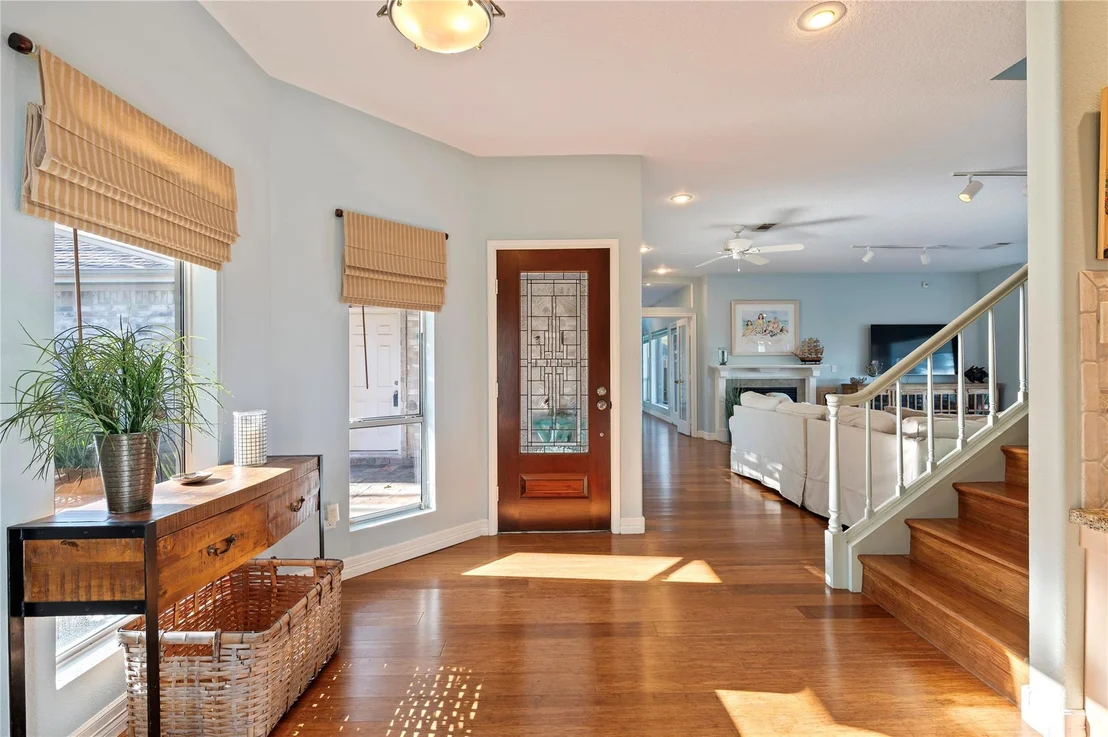 Photo of 5123 W Bayshore Drive