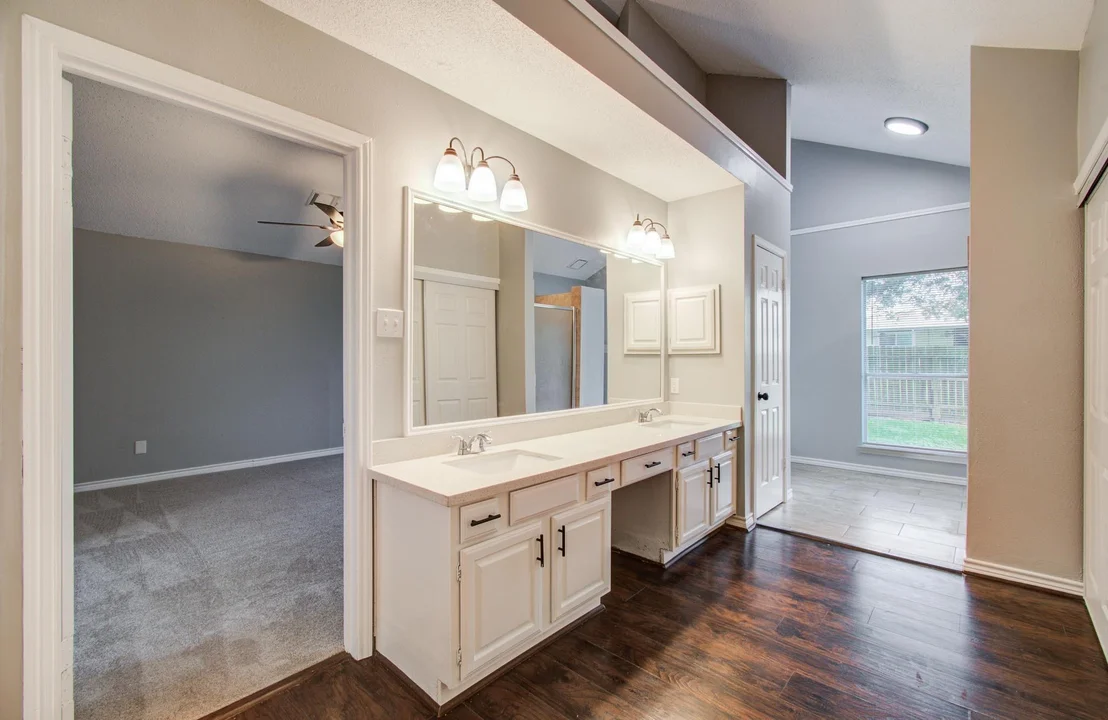 Photo of 13215 Bunker Hill Drive
